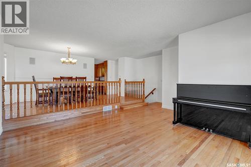 2419 Glamis Place E, Regina, SK - Indoor