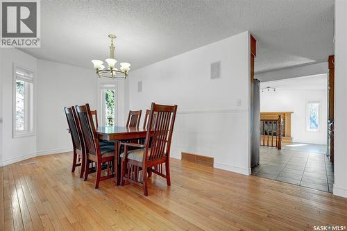 2419 Glamis Place E, Regina, SK - Indoor Photo Showing Dining Room