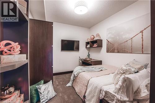 1235 Richmond Street Unit# 902, London, ON - Indoor Photo Showing Bedroom
