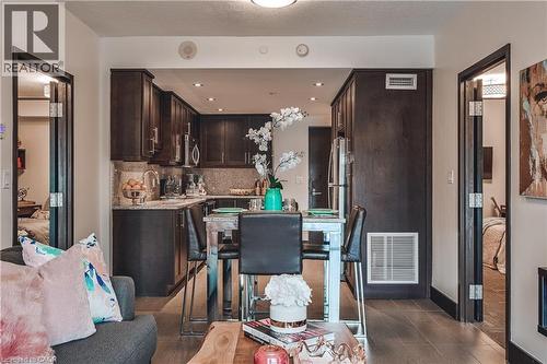 1235 Richmond Street Unit# 902, London, ON - Indoor