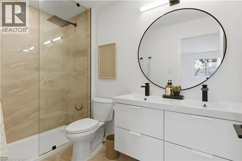 5 Bradbury Crescent, Paris, ON - Indoor Photo Showing Bathroom