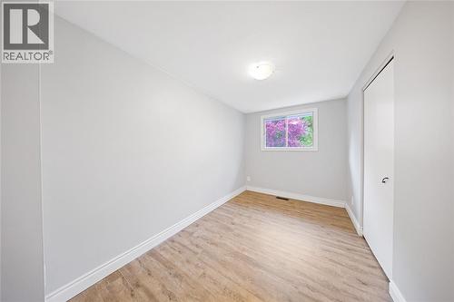 183 Bedford Crescent, Sarnia, ON - Indoor Photo Showing Other Room