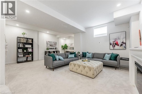 11 William Dunlop Street, Kitchener, ON - Indoor
