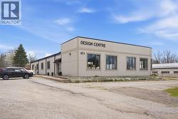 571 BANK Street Simcoe, ON N3Y 3N3
