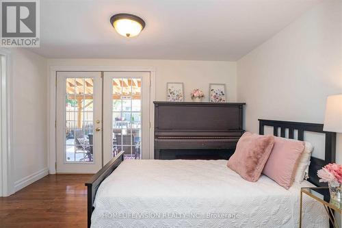 16 Palgrave Crescent, Brampton, ON - Indoor Photo Showing Bedroom