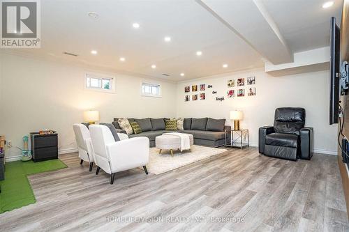 16 Palgrave Crescent, Brampton, ON - Indoor