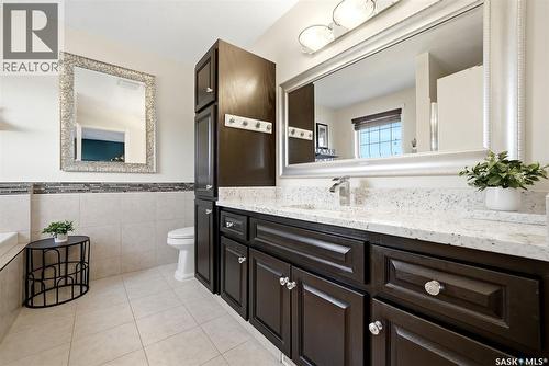 3234 Peyson Bay E, Regina, SK - Indoor Photo Showing Bathroom