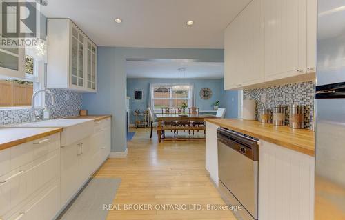 150 Strathcona Street, Cambridge, ON - Indoor Photo Showing Kitchen