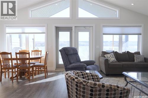 48 1200 North Shore Land, Buffalo Pound Lake, SK - Indoor Photo Showing Bedroom
