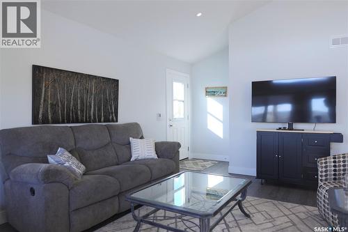 48 1200 North Shore Land, Buffalo Pound Lake, SK - Indoor Photo Showing Bedroom