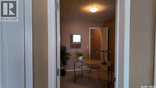 E 4128 Buckingham Drive, Regina, SK - Indoor