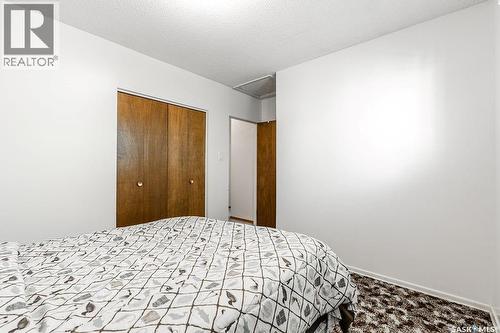 211 2Nd Street E, Langham, SK - Indoor Photo Showing Bedroom