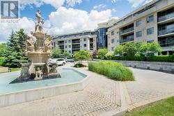 330 - 8201 ISLINGTON AVENUE Vaughan, ON L4L 9S6