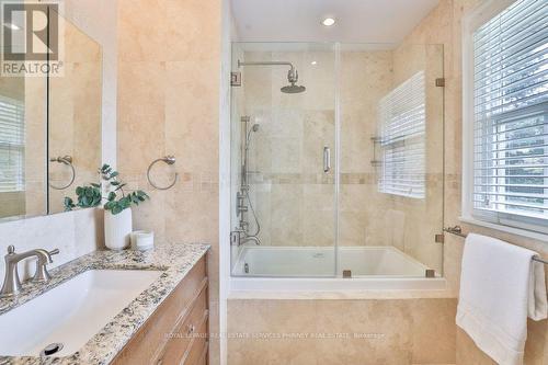 1163 Cayente Place, Mississauga, ON - Indoor Photo Showing Bathroom