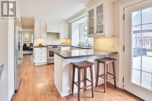 1163 Cayente Place, Mississauga, ON - Indoor Photo Showing Kitchen With Upgraded Kitchen