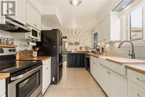 66 Skyline Drive, Hamilton, ON - Indoor Photo Showing Kitchen