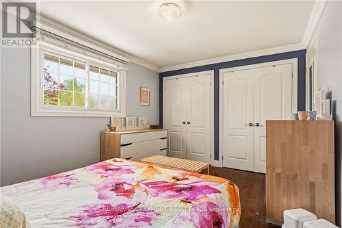 66 Skyline Drive, Hamilton, ON - Indoor Photo Showing Bedroom