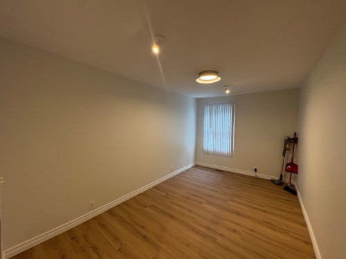 Bureau - 222 Rue Notre-Dame, Repentigny (Repentigny), QC - Indoor Photo Showing Other Room