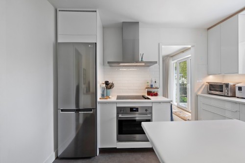 Cuisine - 55 Av. Madsen, Beaconsfield, QC - Indoor Photo Showing Kitchen
