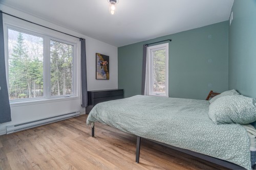 Master Bedroom - 42 Ch. Raphaël, Nominingue, QC - Indoor Photo Showing Bedroom