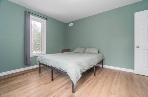 Master Bedroom - 42 Ch. Raphaël, Nominingue, QC - Indoor Photo Showing Bedroom