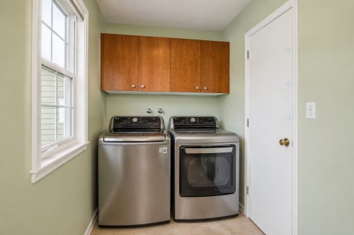 Salle de lavage - 453 Rue Du Versant, Pincourt, QC - Indoor Photo Showing Laundry Room