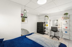 Bedroom - 