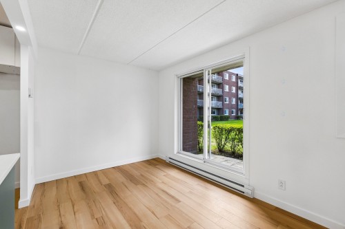 Salon - 118-350 Rue Querbes, Vaudreuil-Dorion, QC - Indoor Photo Showing Other Room