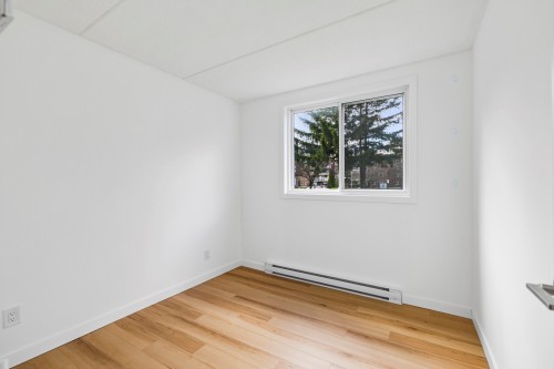 Chambre à coucher - 118-350 Rue Querbes, Vaudreuil-Dorion, QC - Indoor Photo Showing Other Room