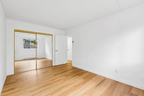 Chambre à coucher principale - 118-350 Rue Querbes, Vaudreuil-Dorion, QC - Indoor Photo Showing Other Room