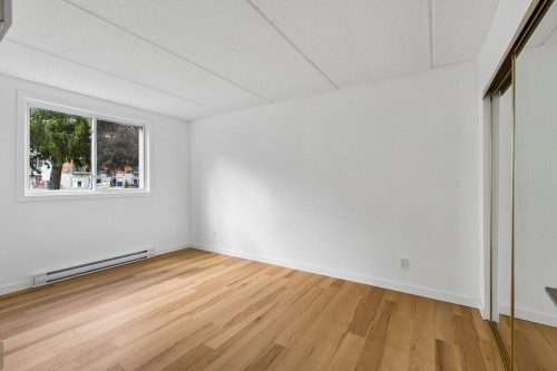 Chambre à coucher principale - 118-350 Rue Querbes, Vaudreuil-Dorion, QC - Indoor Photo Showing Other Room