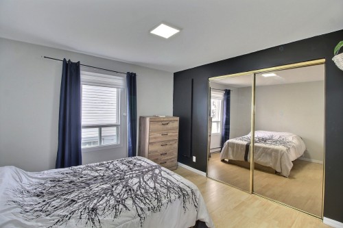Chambre à coucher principale - 265 10E Rue, Val-D'Or, QC - Indoor Photo Showing Bedroom