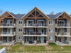 303-240 Rue du Cercle-des-Cantons  Bromont, QC J2L 0R4