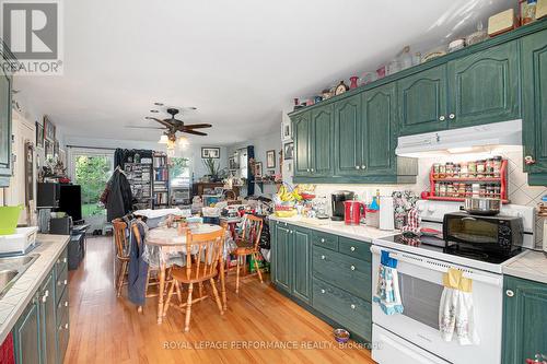 656 St Felix Street, Cornwall, ON - Indoor Photo Showing Other Room