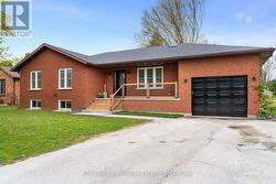 7 MCKEAN BOULEVARD Clearview (Nottawa), ON L0M 1P0