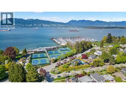 3850 POINT GREY ROAD  Vancouver, BC V6R 1B4