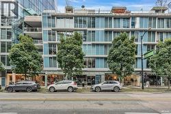 305 1477 W PENDER STREET  Vancouver, BC V6G 2S3