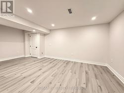 BASEMENT - 402 HANDLEY CRESCENT Newmarket, ON L3Y 4T4