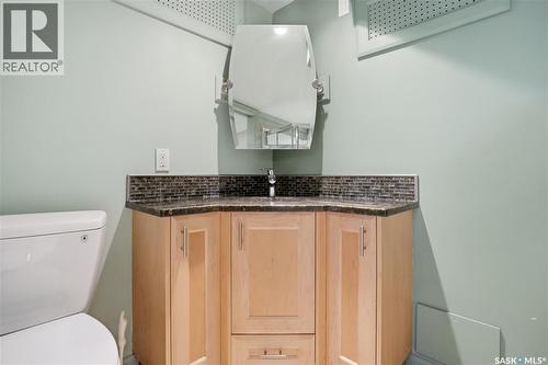 2 Culliton Crescent, Regina, SK - Indoor Photo Showing Bathroom
