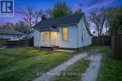 867 DEVINE STREET Sarnia, ON N7T 1X3