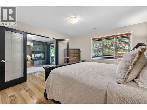 3929 Gallaghers Circle, Kelowna, BC - Indoor Photo Showing Bedroom