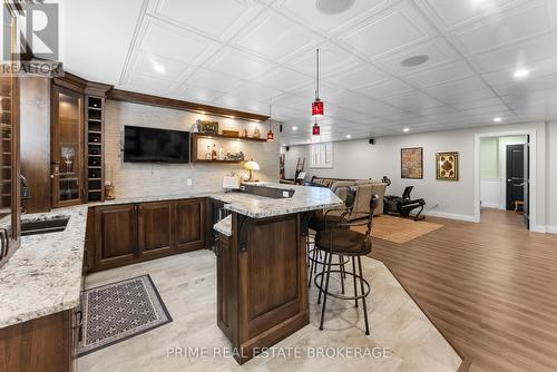 72323 Bluewater Highway, Bluewater (Hay), ON - Indoor Photo Showing Kitchen With Upgraded Kitchen