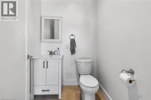 UNIT B - 167 Walnut Street S, Hamilton, ON - Indoor Photo Showing Bathroom