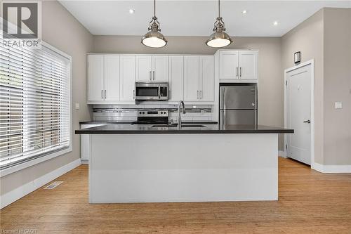 UNIT A - 167 Walnut Street S, Hamilton, ON - Indoor Photo Showing Kitchen