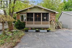145 LANGTRY Essex, ON N8M 1H1