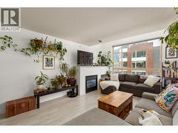 313 38003 SECOND AVENUE Squamish, BC V8E 0B8