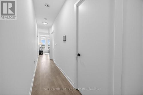 C 902 - 4878 Powers Common, Burlington, ON - Indoor Photo Showing Other Room