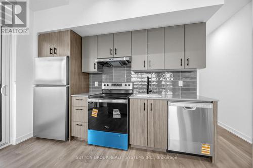 C 902 - 4878 Powers Common, Burlington, ON - Indoor Photo Showing Kitchen With Stainless Steel Kitchen With Upgraded Kitchen