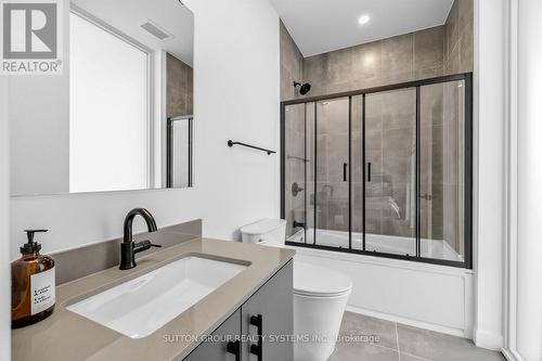 C 902 - 4878 Powers Common, Burlington, ON - Indoor Photo Showing Bathroom