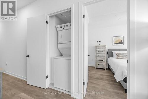 C 902 - 4878 Powers Common, Burlington, ON - Indoor Photo Showing Laundry Room